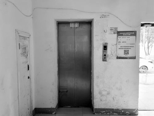 17年電梯頻出故障，業主驚魂的“任性下墜”